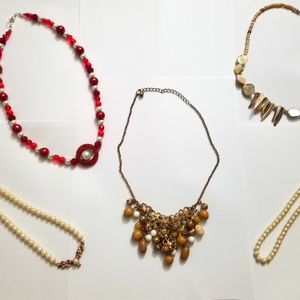 Used Bundle of Women necklaces